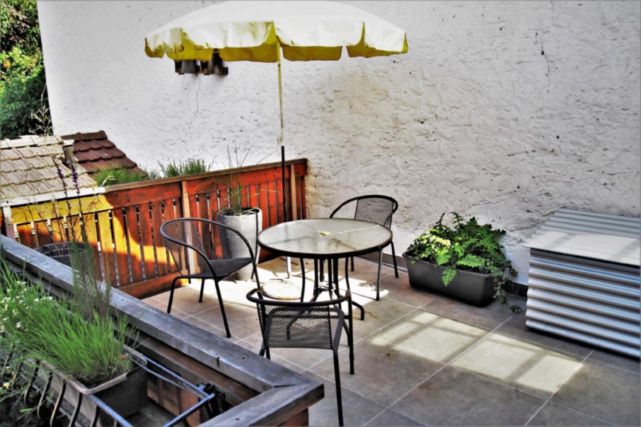 Ferienwohnung Seidenfaden คาร์ลชตัดท์ ภายนอก รูปภาพ