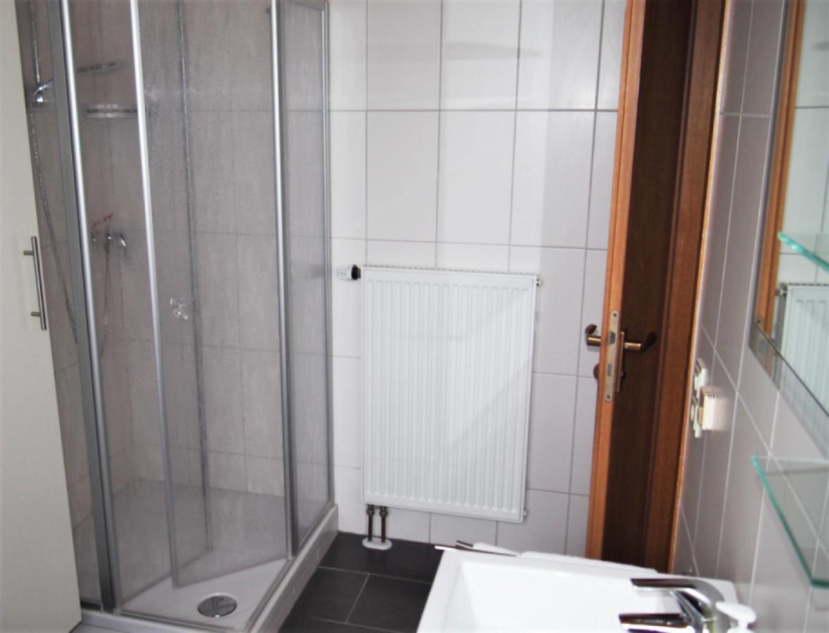 Ferienwohnung Seidenfaden คาร์ลชตัดท์ ภายนอก รูปภาพ