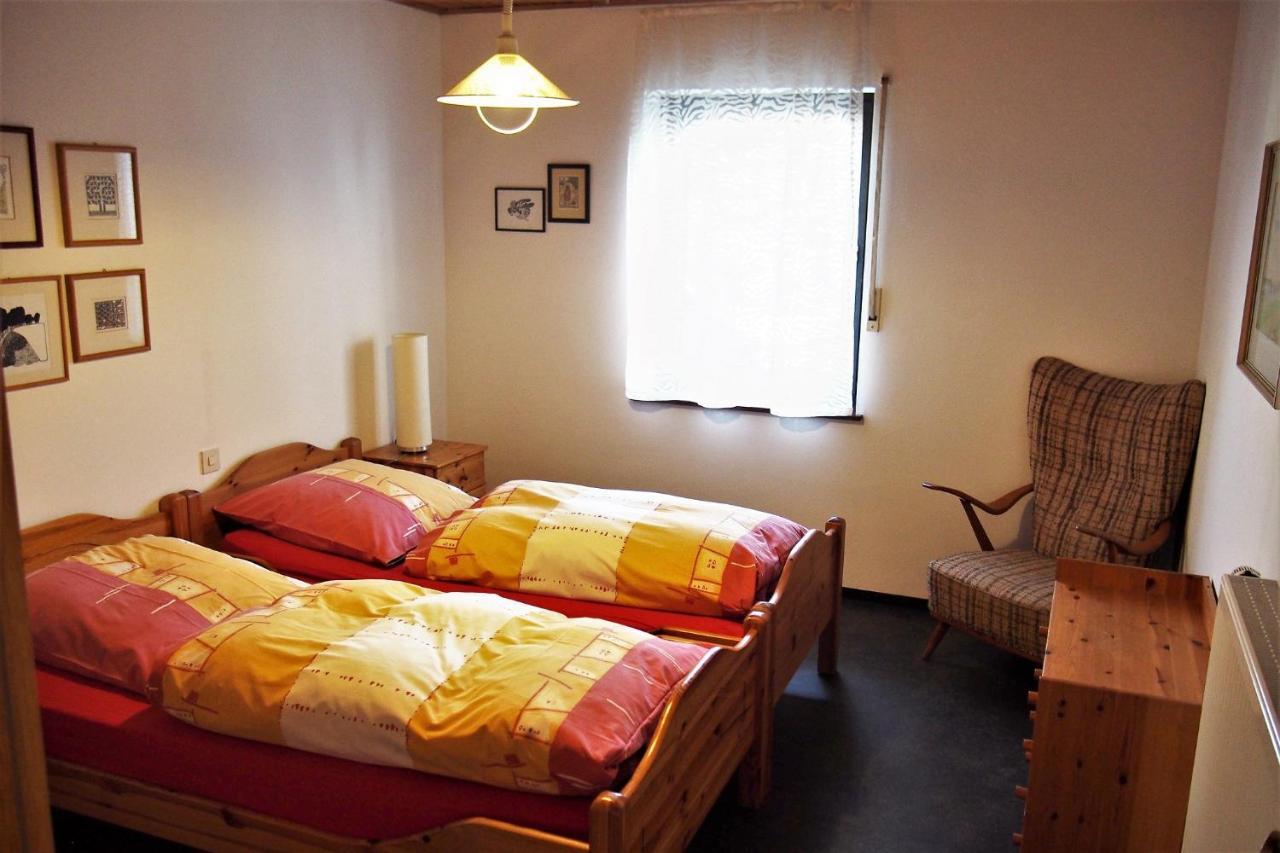 Ferienwohnung Seidenfaden คาร์ลชตัดท์ ภายนอก รูปภาพ